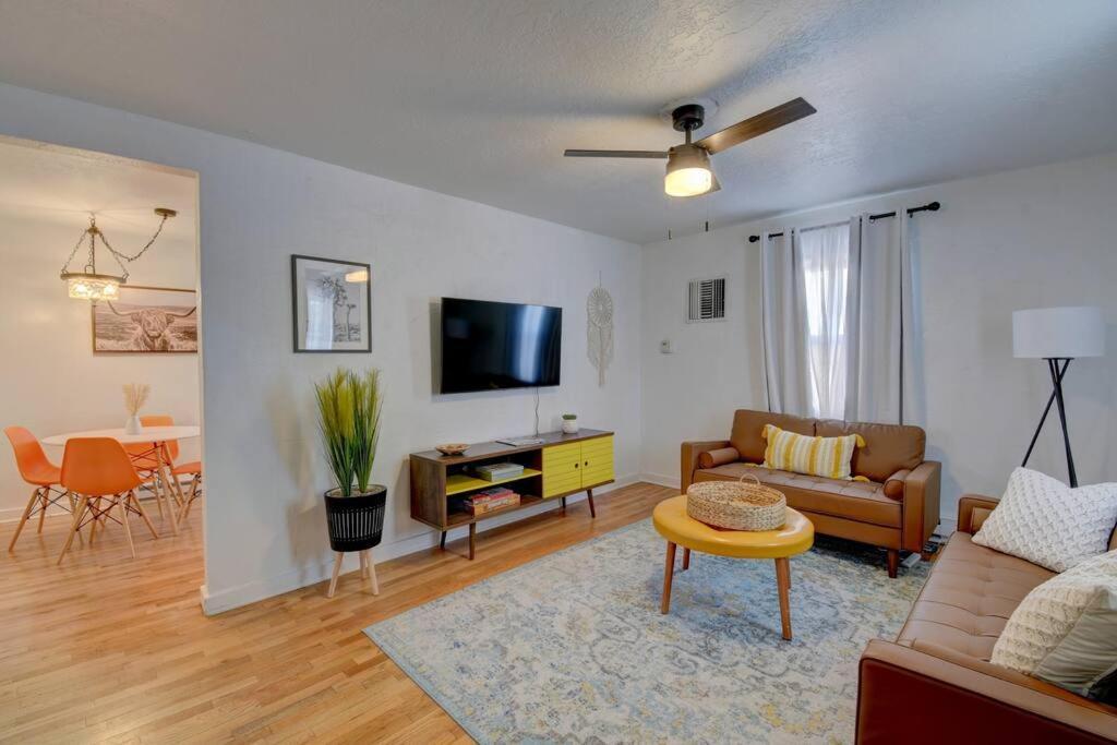 Villa House With Great Beds, Full Kitchen, Fenced Yard à Albuquerque Extérieur photo